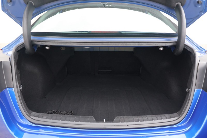 Kia Optima Vehicle Full-screen Gallery Image 08