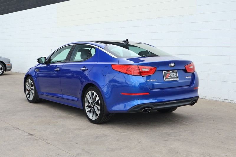 Kia Optima Vehicle Full-screen Gallery Image 09