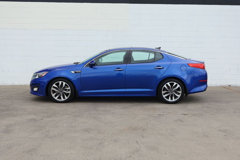 Kia Optima Vehicle Full-screen Gallery Image 10