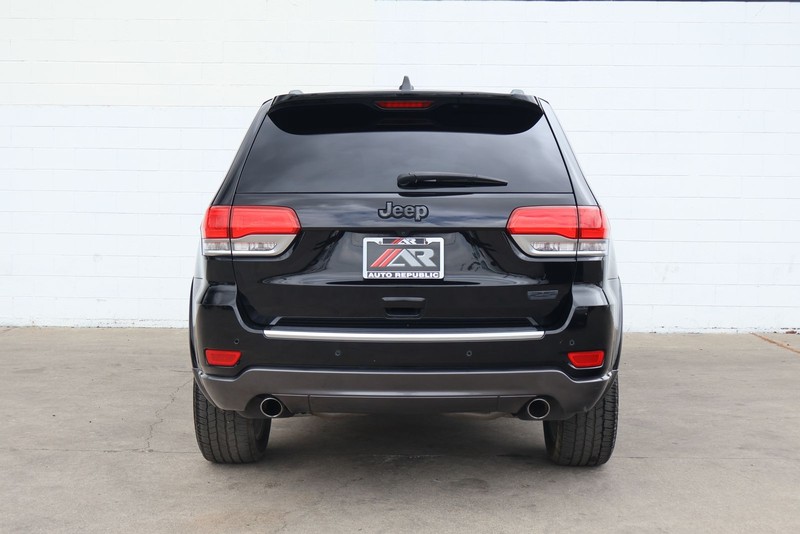 Jeep Grand Cherokee Vehicle Full-screen Gallery Image 06