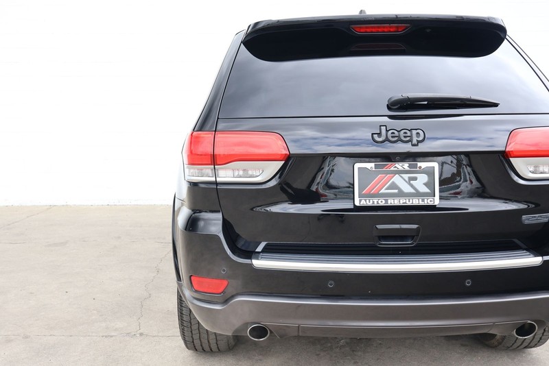 Jeep Grand Cherokee Vehicle Full-screen Gallery Image 07