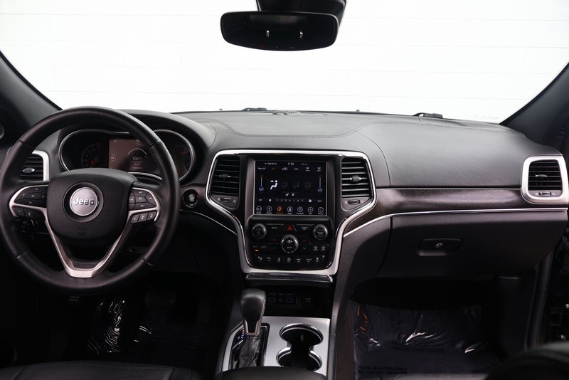 Jeep Grand Cherokee Vehicle Full-screen Gallery Image 22