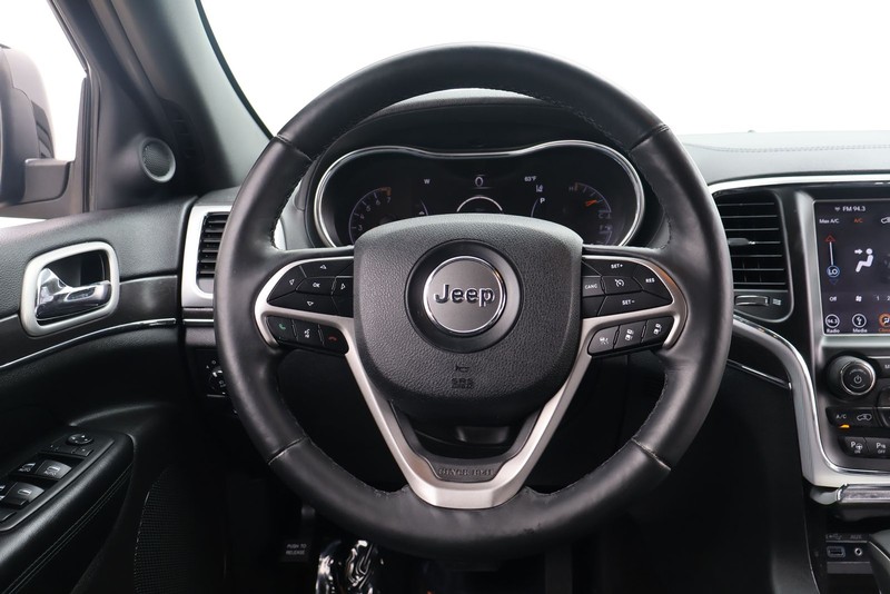 Jeep Grand Cherokee Vehicle Full-screen Gallery Image 24