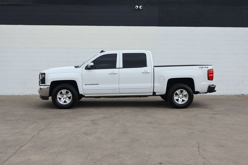 Chevrolet Silverado 1500 Vehicle Full-screen Gallery Image 10