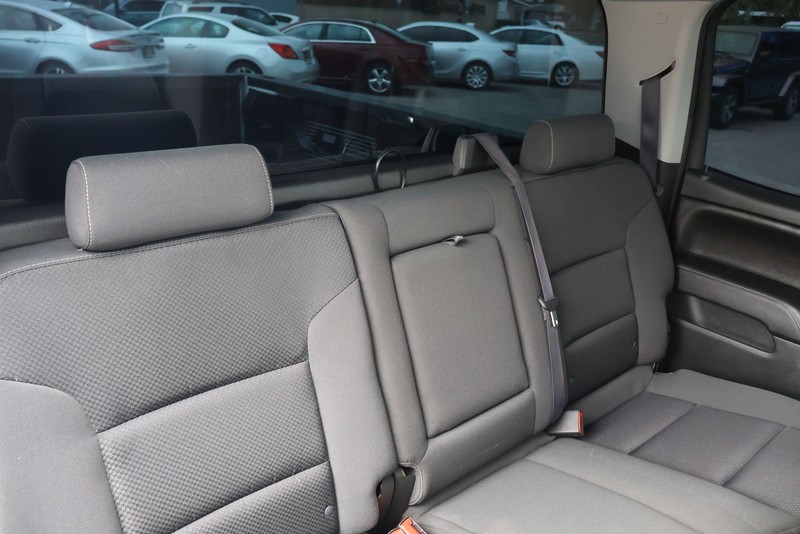 Chevrolet Silverado 1500 Vehicle Full-screen Gallery Image 20