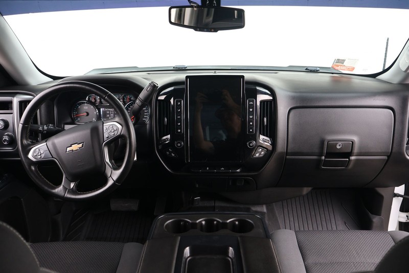 Chevrolet Silverado 1500 Vehicle Full-screen Gallery Image 21