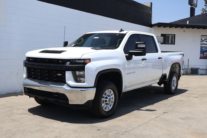 Chevrolet Silverado 2500HD Vehicle Full-screen Gallery Image 10
