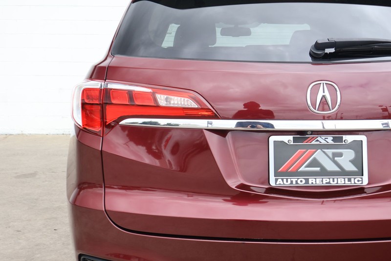Acura RDX Vehicle Full-screen Gallery Image 07