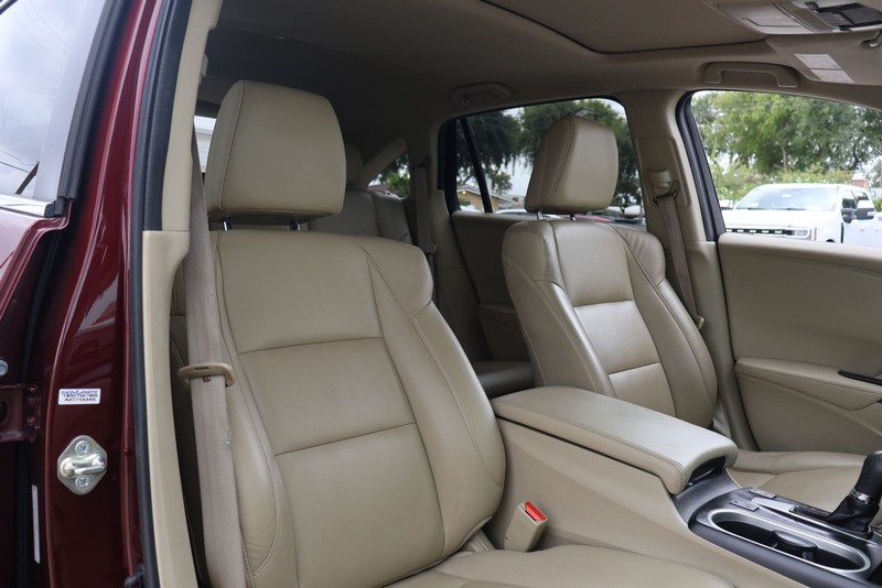 Acura RDX Vehicle Full-screen Gallery Image 20