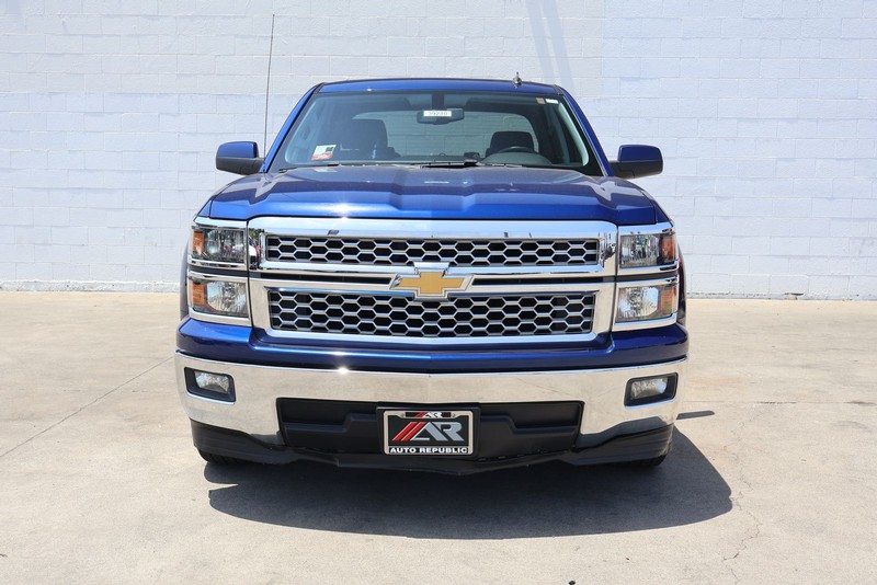 Chevrolet Silverado 1500 Vehicle Full-screen Gallery Image 03