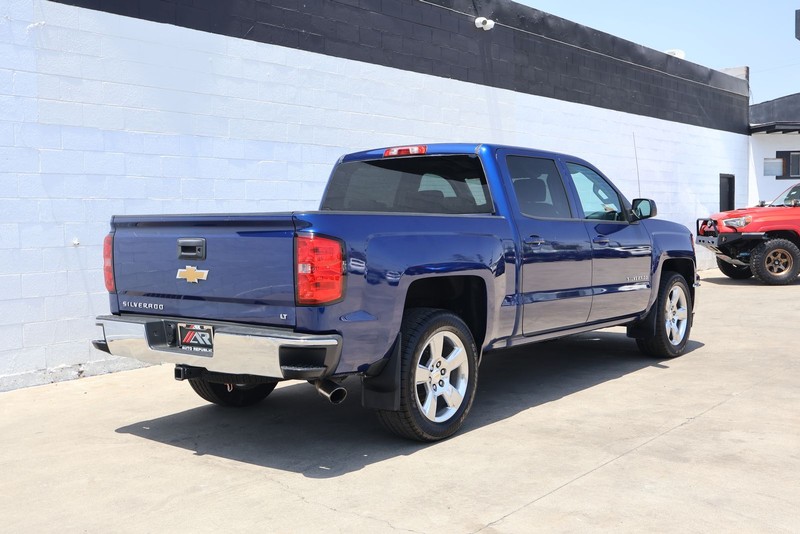 Chevrolet Silverado 1500 Vehicle Full-screen Gallery Image 05