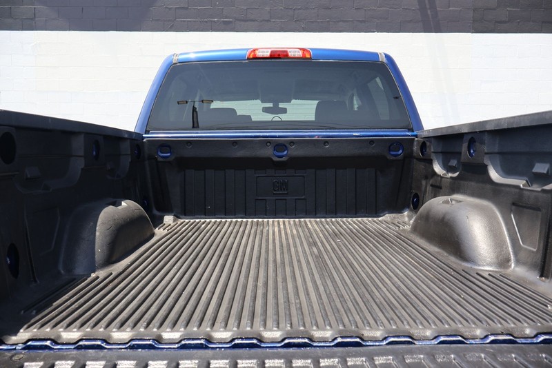 Chevrolet Silverado 1500 Vehicle Full-screen Gallery Image 08