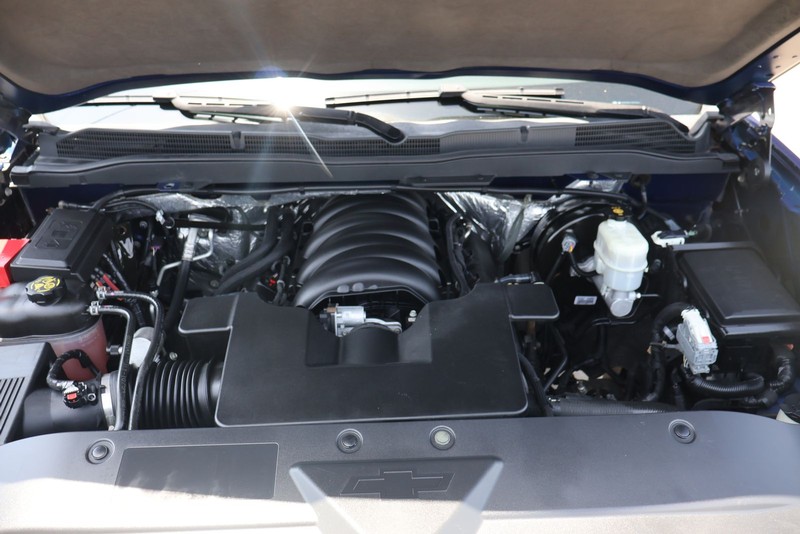 Chevrolet Silverado 1500 Vehicle Full-screen Gallery Image 12