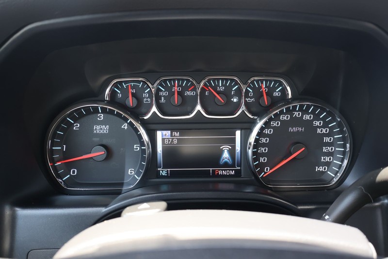 Chevrolet Silverado 1500 Vehicle Full-screen Gallery Image 22