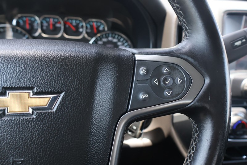 Chevrolet Silverado 1500 Vehicle Full-screen Gallery Image 25