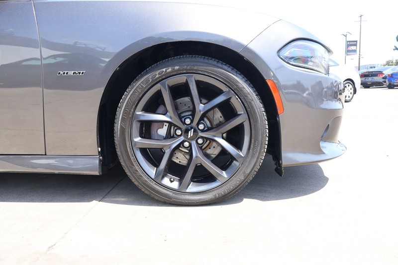 Dodge Charger Vehicle Full-screen Gallery Image 11