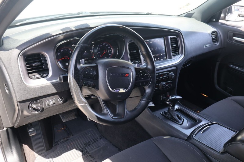 Dodge Charger Vehicle Full-screen Gallery Image 13