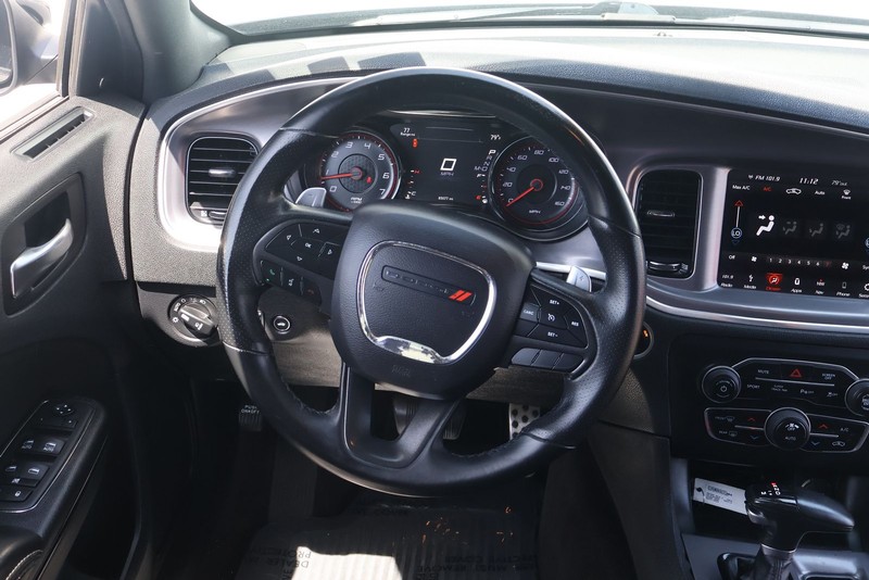 Dodge Charger Vehicle Full-screen Gallery Image 21