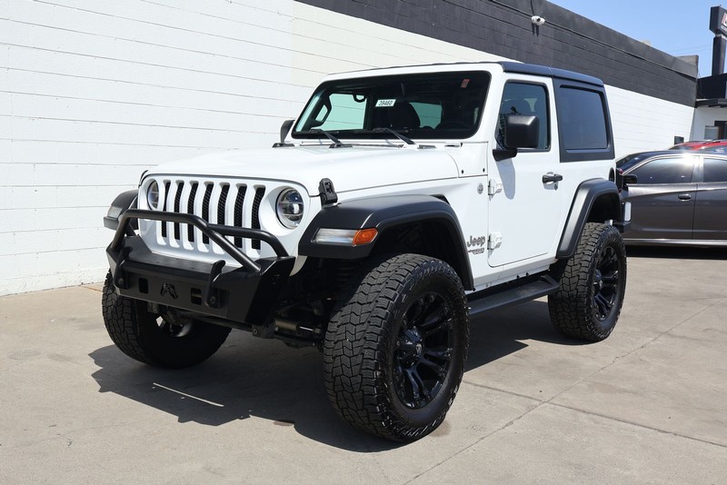 Jeep Wrangler Vehicle Full-screen Gallery Image 11