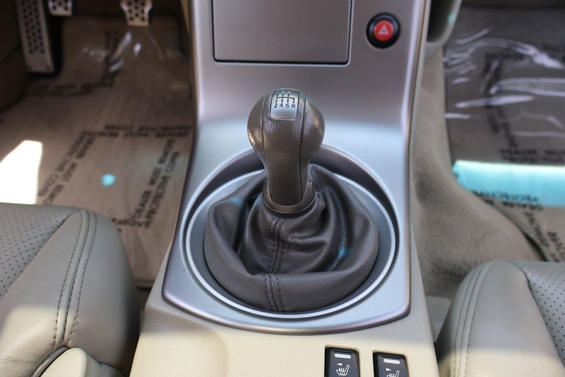 INFINITI G35 Coupe Vehicle Full-screen Gallery Image 30