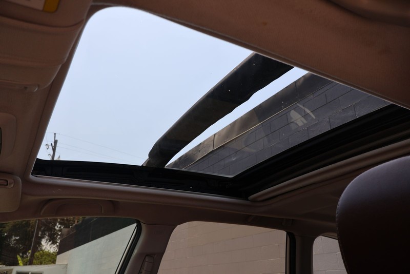 Subaru Forester Vehicle Full-screen Gallery Image 33