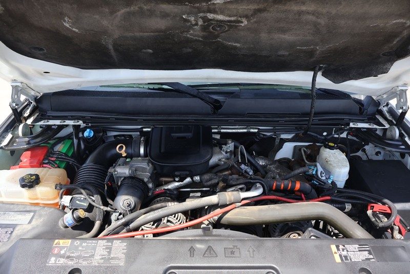 GMC Sierra 3500HD Vehicle Full-screen Gallery Image 11