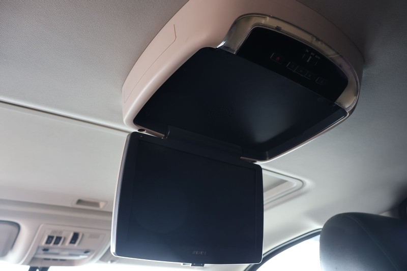 GMC Sierra 3500HD Vehicle Full-screen Gallery Image 20