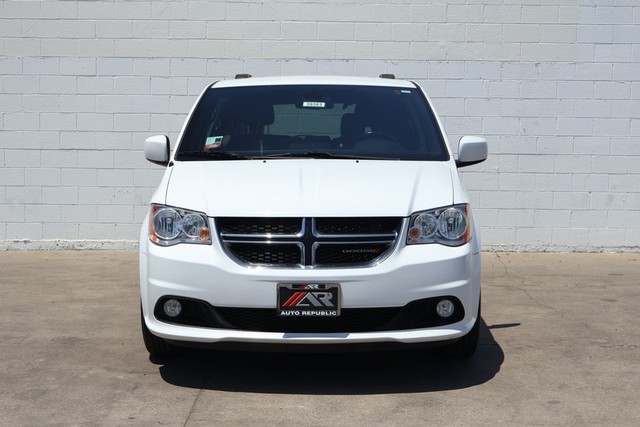 2019 Dodge Grand Caravan SXT's photo