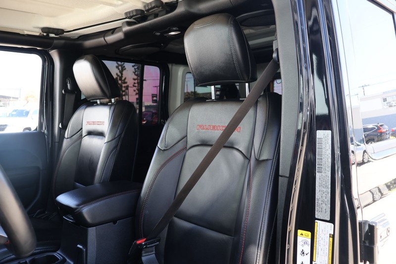 Jeep Wrangler Unlimited Vehicle Full-screen Gallery Image 16