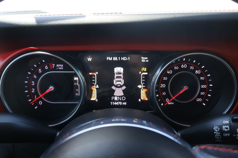 Jeep Wrangler Unlimited Vehicle Full-screen Gallery Image 22