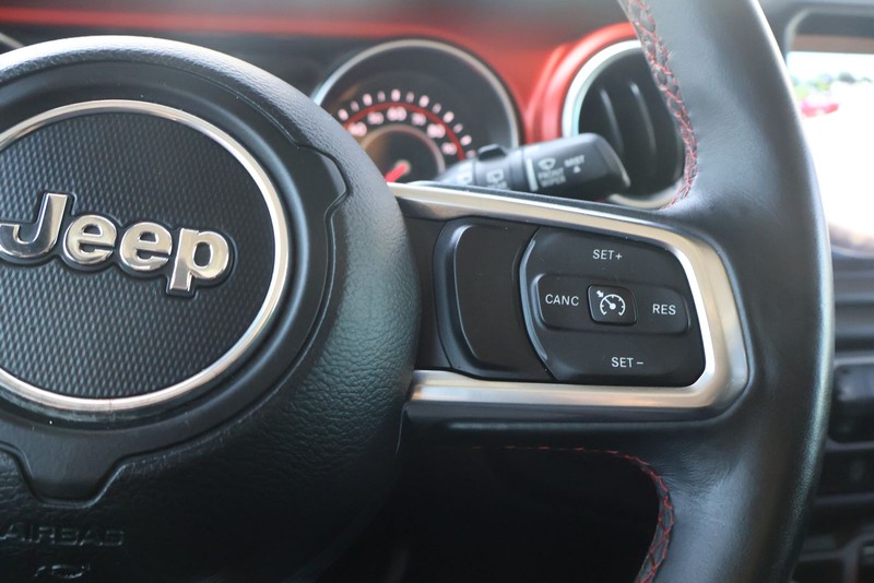 Jeep Wrangler Unlimited Vehicle Full-screen Gallery Image 25