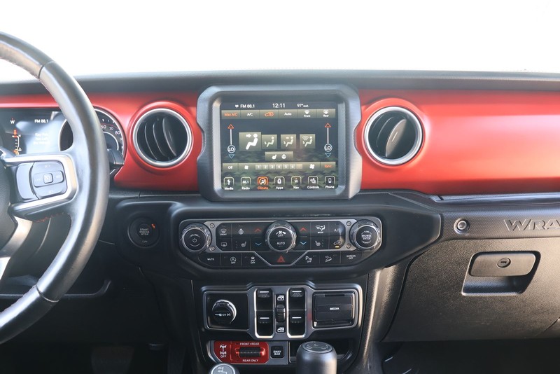 Jeep Wrangler Unlimited Vehicle Full-screen Gallery Image 26