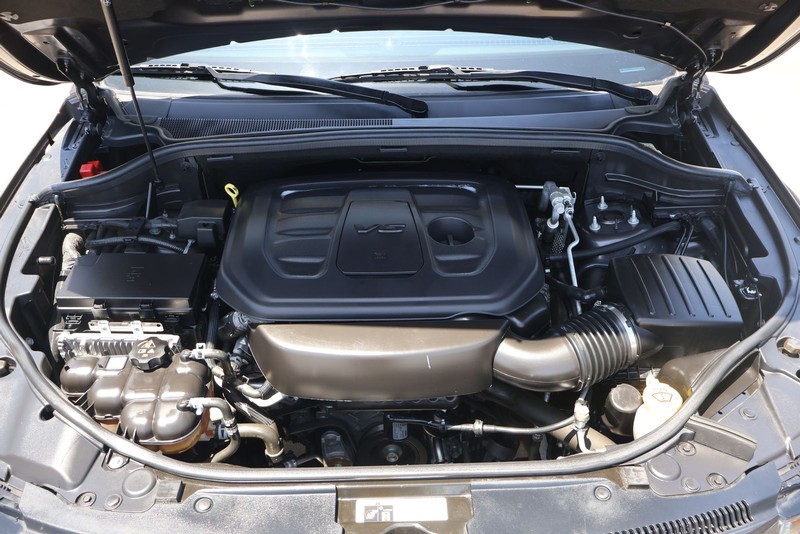 Jeep Grand Cherokee Vehicle Full-screen Gallery Image 13