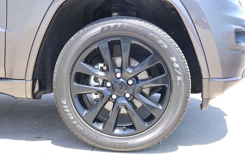 Jeep Grand Cherokee Vehicle Full-screen Gallery Image 14