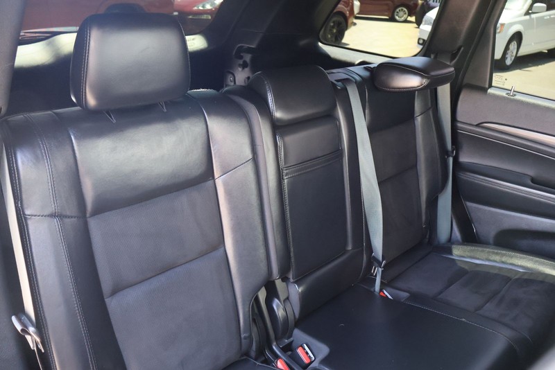 Jeep Grand Cherokee Vehicle Full-screen Gallery Image 21