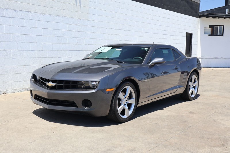 Chevrolet Camaro Vehicle Full-screen Gallery Image 11