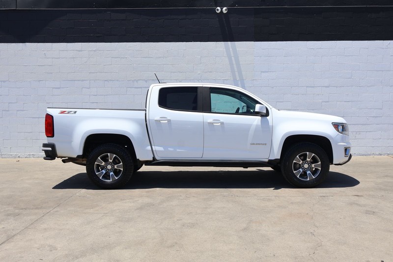 Chevrolet Colorado Vehicle Full-screen Gallery Image 01