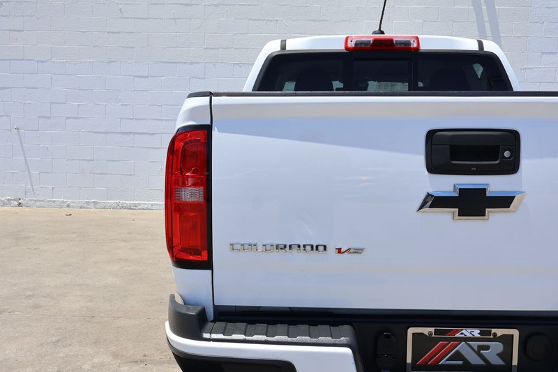 Chevrolet Colorado Vehicle Full-screen Gallery Image 07