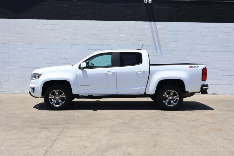 Chevrolet Colorado Vehicle Full-screen Gallery Image 10