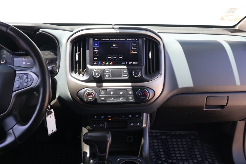 Chevrolet Colorado Vehicle Full-screen Gallery Image 25