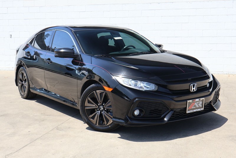 Honda Civic Hatchback Vehicle Full-screen Gallery Image 01
