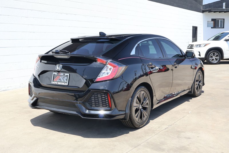 Honda Civic Hatchback Vehicle Full-screen Gallery Image 05