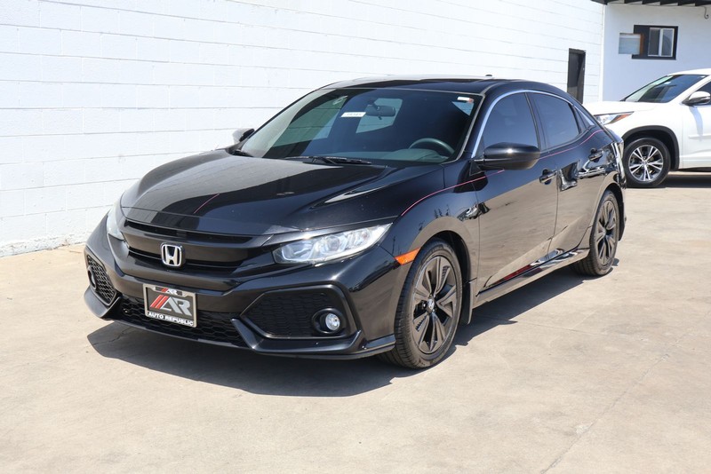 Honda Civic Hatchback Vehicle Full-screen Gallery Image 11