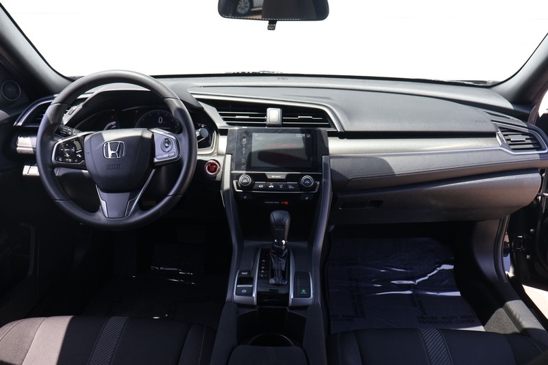 Honda Civic Hatchback Vehicle Full-screen Gallery Image 20