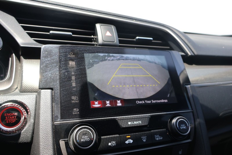 Honda Civic Hatchback Vehicle Full-screen Gallery Image 27