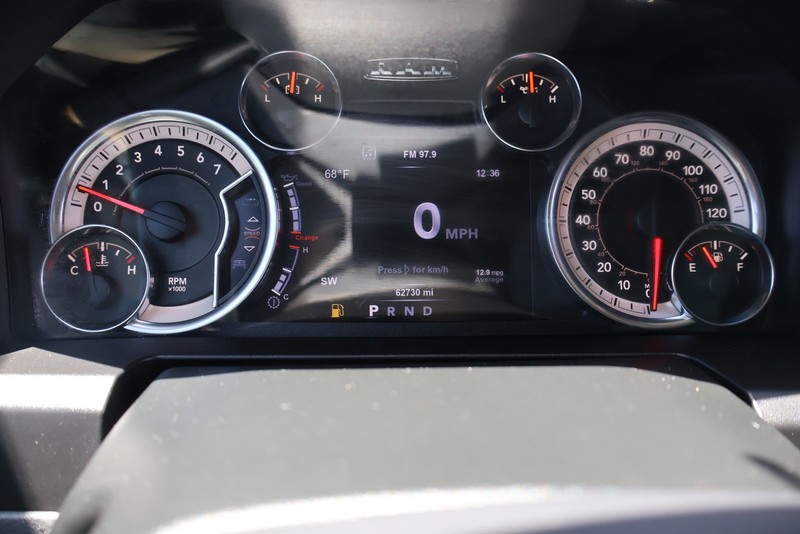 Ram 1500 Vehicle Full-screen Gallery Image 21