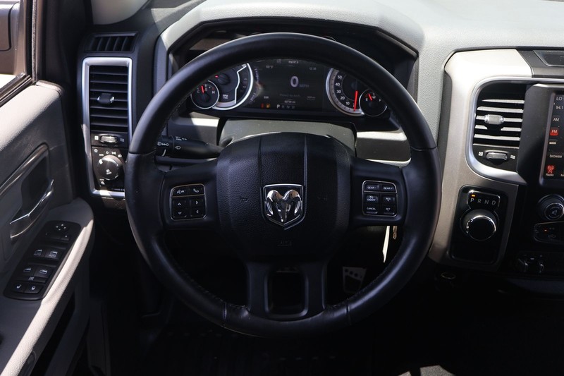 Ram 1500 Vehicle Full-screen Gallery Image 22