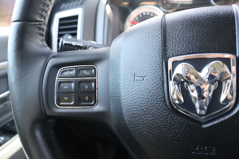 Ram 1500 Vehicle Full-screen Gallery Image 23