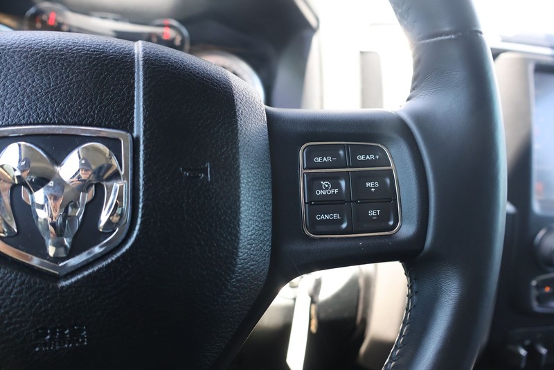 Ram 1500 Vehicle Full-screen Gallery Image 24