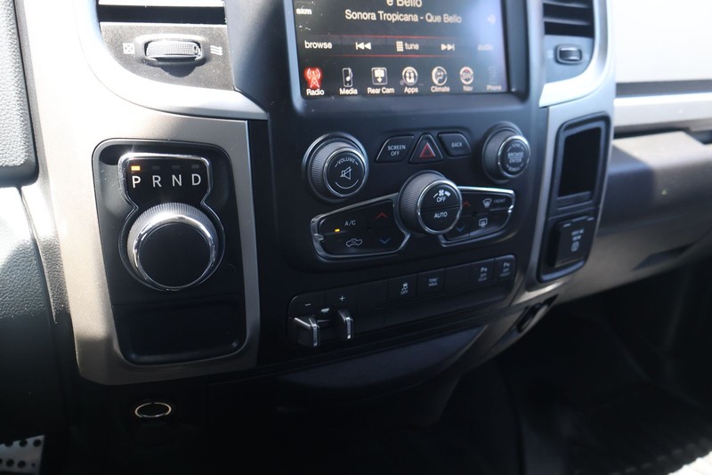 Ram 1500 Vehicle Full-screen Gallery Image 28